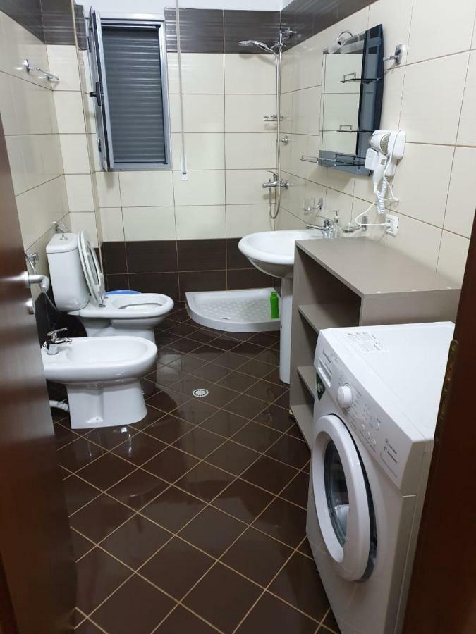 Ann'Apartment Orikum Ngoại thất bức ảnh
