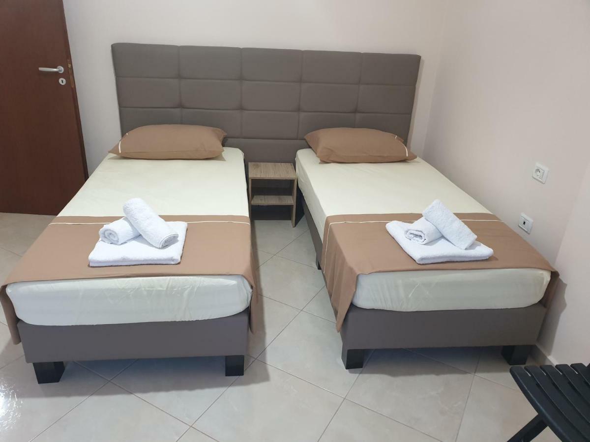 Ann'Apartment Orikum Ngoại thất bức ảnh